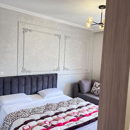 Experience New Bazaar Apartment 01 Tiranë Ngoại thất bức ảnh